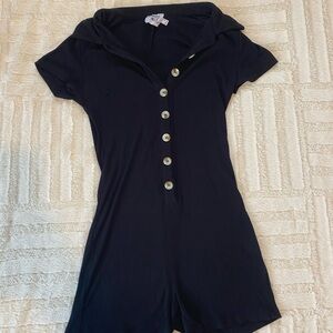 Princess Polly Black Romper 
Size: US 4